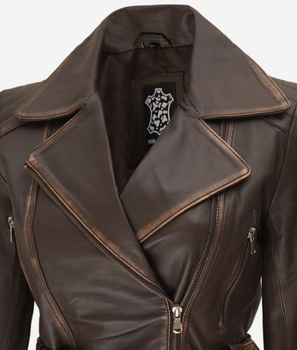 Veste de moto en cuir pour femme – Silhouette élégante